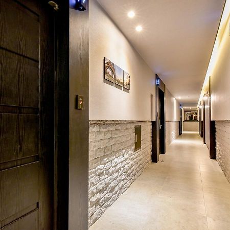 French Code Hotel Changwon Exterior photo